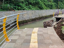 Duh, Belum Diresmikan tapi Joging Track Cileueur River Walk Ciamis Sudah Ambruk