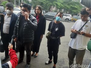 Kru Baim Wong Jalani BAP Terkait Laporan Sahabat Polisi Soal Prank KDRT Kru Baim Wong Jalani BAP Terkait Laporan Sahabat Polisi Soal Prank KDRT