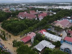Penampakan Banjir Maros Rendam 4 Kecamatan hingga 9.000 KK Terdampak Penampakan Banjir Maros Rendam 4 Kecamatan hingga 9.000 KK Terdampak