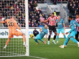 Babak Pertama: Tottenham Tertinggal 0-1 dari Brentford