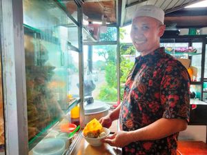 Kisah Pengusaha Bakso Lepas Pailit hingga Naik Kelas Bersama BSI