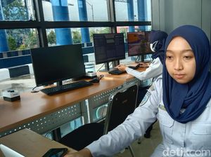 Cerita Fera Menahan Rindu Keluarga Kala Tugas di Jalur Pantura