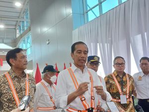 Jokowi soal Kajian Pemberhentian PPKM: Belum Sampai Meja Kerja Saya