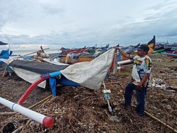 Nelayan Tabanan Takut Jukung Dihanyutkan Rob, Harga Capai Puluhan Juta