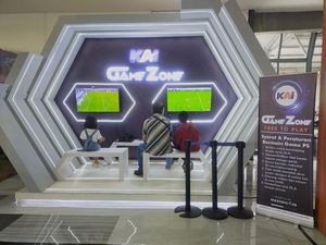 5 Tips Naik Kereta Api Saat Libur Nataru Biar Perjalanan Makin Asyik