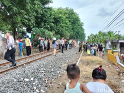 Anggota TNI-2 Anak Tewas Tertabrak KA, Dandim Probolinggo: Mau Jalan-jalan