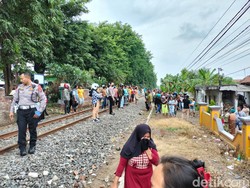Motor Tertabrak KA Tawang Alun di Kota Probolinggo-Bapak dan 2 Anak Tewas