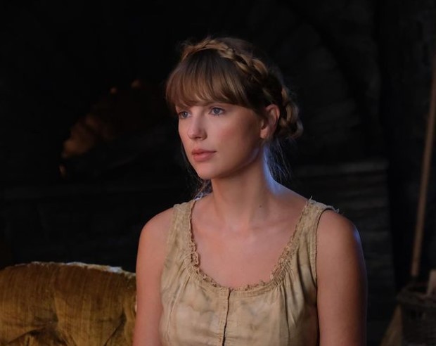 Lagu album midnight sesuai zodiak/foto: instagram.com/taylorswift Bejelwed sangat cocok untuk zodiak Leo yang selalu memukau seperti berlian.