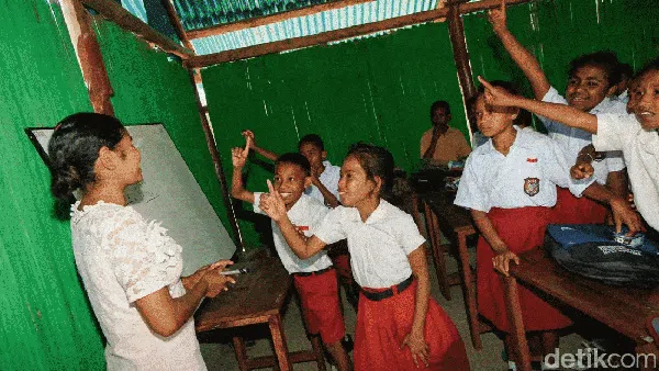 Menilik Kehidupan Masyarakat di Wilayah Terdepan Indonesia