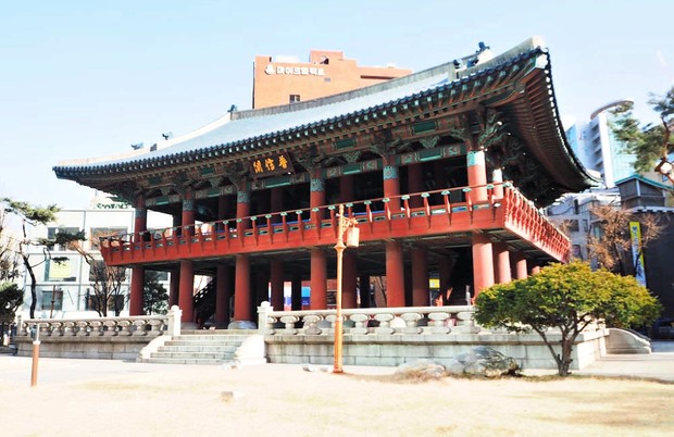 Paviliun Bel Bosingak/Foto: Koreattrack.com Paviliun Bel Bosingak