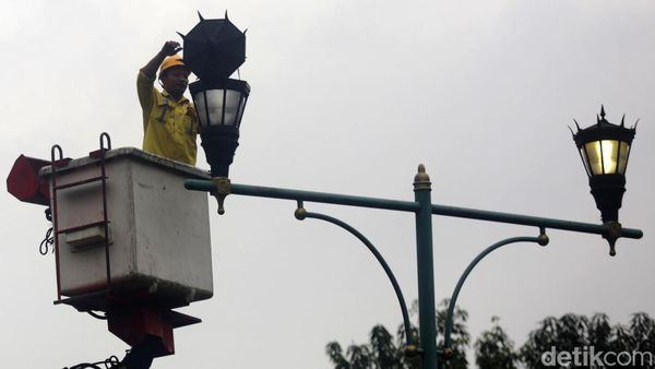Putus, Lampu Jalan di Kawasan Imam Bonjol Diganti