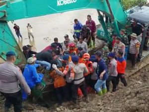 Pencarian Hari ke-3, Satu Korban Longsor Jalan Poros Malino Gowa Ditemukan Pencarian Hari ke-3, Satu Korban Longsor Jalan Poros Malino Gowa Ditemukan