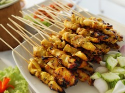Resep Sate Ayam Malaysia yang Berempah Sedap untuk Tahun Baru