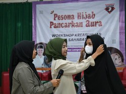 Relawan Ganjar di Lampung Gelar Workshop Hijab-Doa Bersama untuk RI