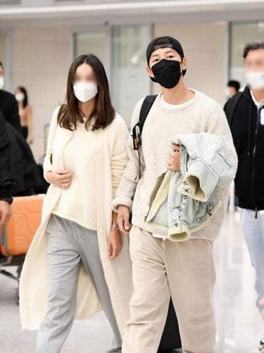 Song Joong Ki dan kekasih barunya