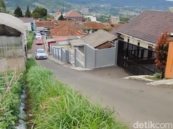 Awas Mundur! Begini Tips Mobil Matic dan Manual Lewati Tanjakan SpongeBob