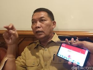 Revitalisasi Keraton Solo, Wawalkot: Besok Kalau Bisa Dikomunikasikan Revitalisasi Keraton Solo, Wawalkot: Besok Kalau Bisa Dikomunikasikan