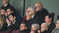 Ini adalah kehadiran pertama Arsene Wenger di Emirates Stadium sejak mundur dari kursi pelatih Arsenal pada 2018. (Foto: AFP via Getty Images/GLYN KIRK)