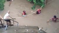 Filipina Dilanda Banjir, Puluhan Ribu Orang Mengungsi