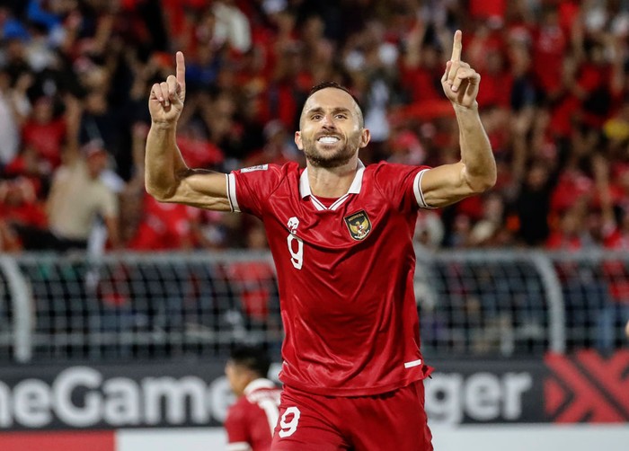 KUALA LUMPUR, MALAYSIA - 2022/12/26: Ilija Spasojevic of Indonesia celebrates after scoring a goal during the AFF Mitsubishi Electric Cup 2022 match between Brunei and Indonesia at Kuala Lumpur Football Stadium. Final score; Indonesia 7:0 Brunei. (Photo by Wong Fok Loy/SOPA Images/LightRocket via Getty Images)
