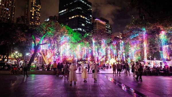 Jalanan di Filipina Disulap Jadi Taman Bermain Natal, Seru Banget...