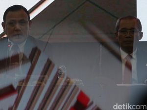 KPK Klaim Telah Menangkap 16 Tersangka DPO Selama 20 Tahun KPK Klaim Telah Menangkap 16 Tersangka DPO Selama 20 Tahun