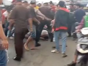 Kepergok Curi Helm Rp 3,8 Juta, Maling di Cikarang Dihakimi Massa