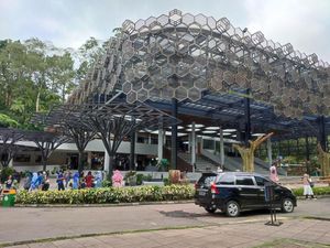 Lebih Nyaman, Ada Resto Hutan Hujan di Taman Safari Puncak Lebih Nyaman, Ada Resto Hutan Hujan di Taman Safari Puncak