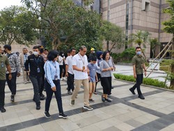 Sandiaga Kunjungi TMII, Cek Kesiapan Jelang Libur Tahun Baru