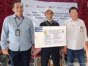 Cerita Warga Klaten, Beli Tanah Rp 150 Juta Diganti Proyek Tol Rp 7,8 Miliar Cerita Warga Klaten, Beli Tanah Rp 150 Juta Diganti Proyek Tol Rp 7,8 Miliar