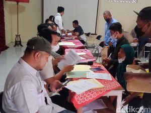 Warga Dompyongan Klaten Terima Rp 305 M Ganti Rugi Tol Jogja-Solo