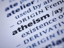 Kisah Keluarga Batak dan Anak Pendeta yang Menjadi Ateis