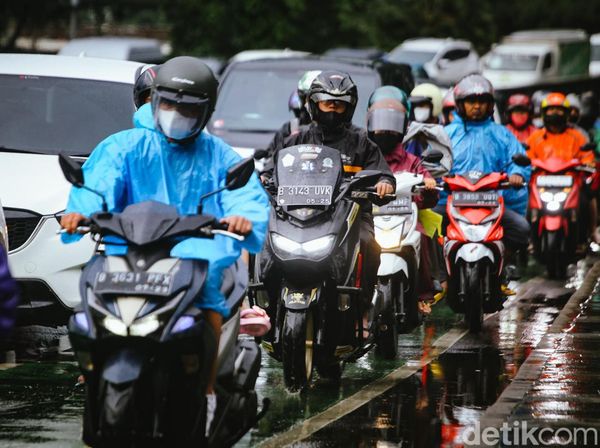 Potret Terkini Jakarta Saat Prediksi Cuaca Ekstrem 28 Desember