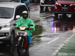 Peringatan Dini BMKG: Makassar Hujan Lebat-Angin Kencang hingga 15.30 Wita