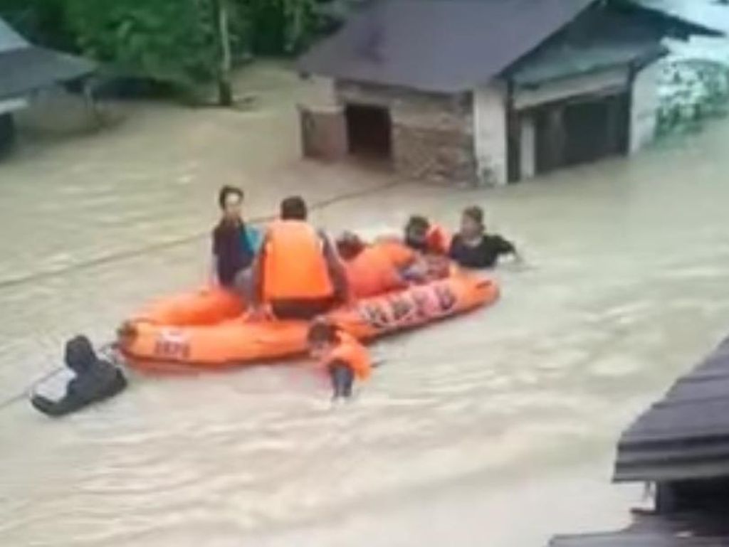 Tertidur Pulas saat Banjir, Wanita di Labuhanbatu Tewas Tenggelam