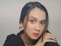 Ayah Dea Annisa Meninggal Dunia