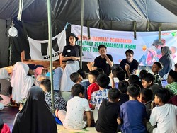 Bantuan Endrinayla Rafa Amanda untuk Anak-anak Korban Gempa Cianjur