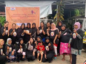 Relawan Ganjar Milenial Center Gelar Pelatihan Menyulam di Jambi