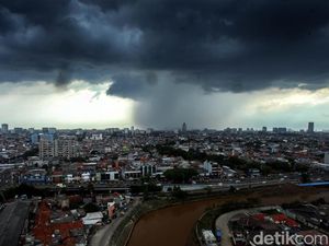 Doa Hujan Berhenti, Amalkan agar Mendapat Perlindungan dari Allah SWT Doa Hujan Berhenti, Amalkan agar Mendapat Perlindungan dari Allah SWT