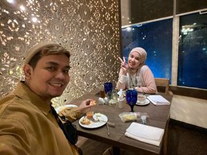 Istri Tahan Rindu Bertemu Anak demi Temani Indra Bekti Istri Tahan Rindu Bertemu Anak demi Temani Indra Bekti