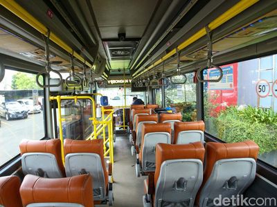 Ini Lho... Fasilitas Nyaman Bus Royaltrans