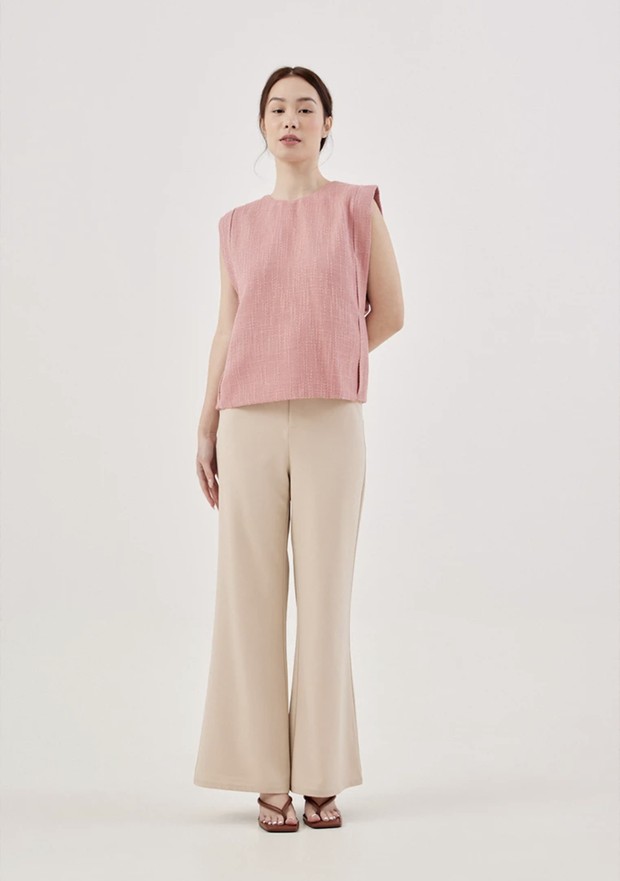 Kasual / Foto: Zalora Hal yang harus kamu hindari saat hadir di acara pesta pernikahan