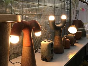 Tim ITB Sulap Kotoran Sapi Jadi Lampu sampai Speaker Tim ITB Sulap Kotoran Sapi Jadi Lampu sampai Speaker