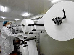 COVID Meledak Lagi di China, Aktivitas Pabrik Babak Belur