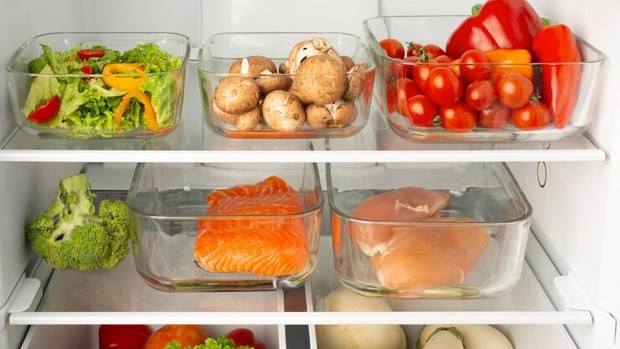 Deretan tradisi malam tahun baru yang dianggap membawa keberuntungan