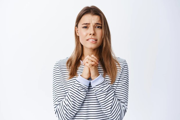 Merasa Diri Jadi Needy dan Drama/ Foto: Freepik/cookie_studio Merasa Diri Jadi Needy dan Drama/ Foto: Freepik/cookie_studio