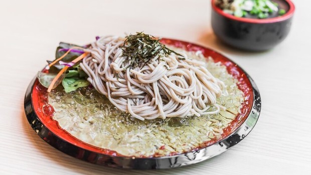 Deretan tradisi malam tahun baru yang dianggap membawa keberuntungan