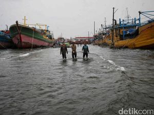 Waspada Rob di Pesisir DKI Imbas Purnama di Akhir Januari