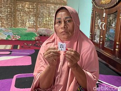 Peluk Cium Nirwana Selle ke Sang Ibu Sebelum Pergi Selamanya