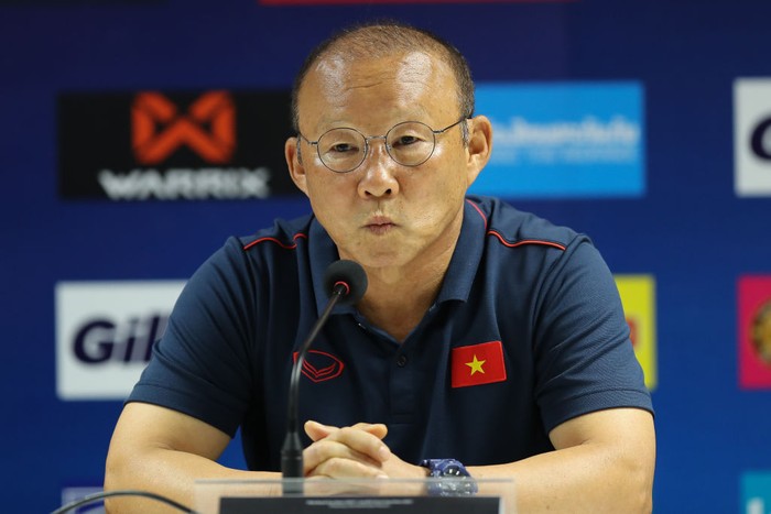 PATHUM THANI, THAILAND - SEPTEMBER 04: Park Hang-seo, head coach of Vietnam, in action during a training/press conference ahead of the FIFA World Cup qualifier against Thailand at Thammasat Stadium on September 4, 2019 in Pathum Thani, Thailand. (Photo by Pakawich Damrongkiattisak/Getty Images)